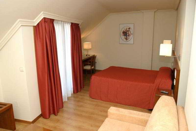 U Hotel Ogalia Vigo Dış mekan fotoğraf