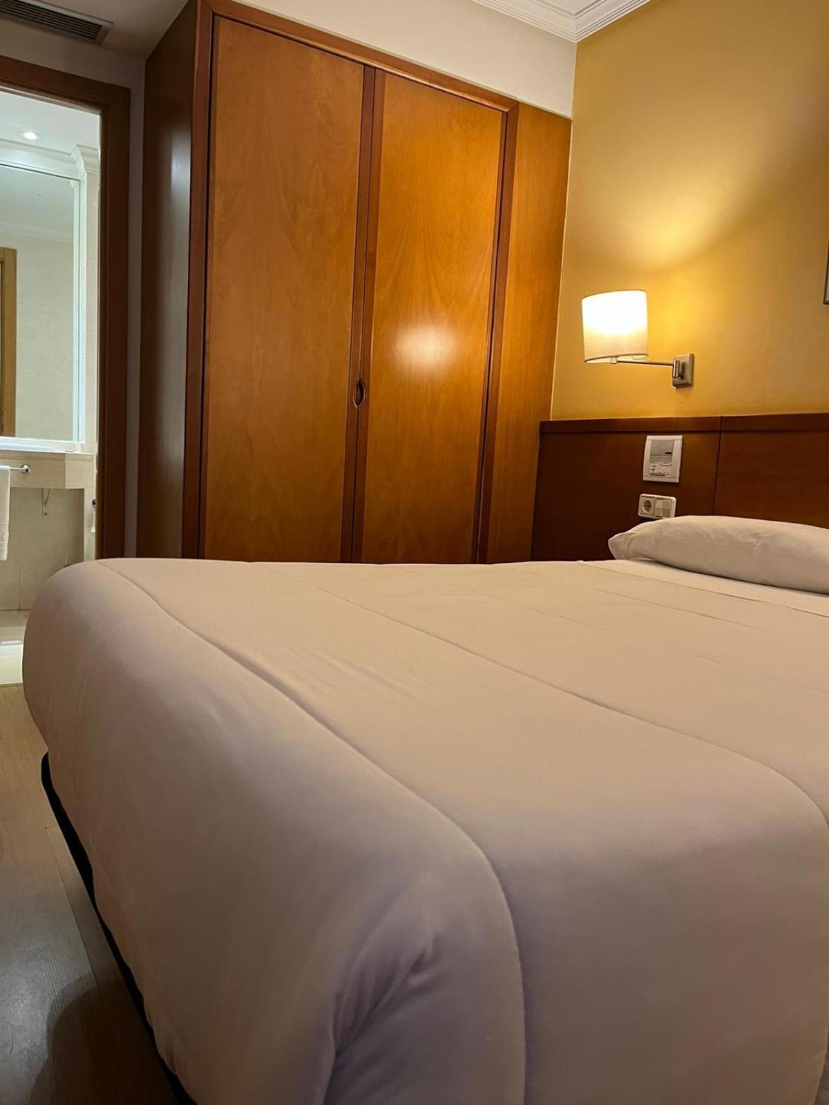 U Hotel Ogalia Vigo Dış mekan fotoğraf